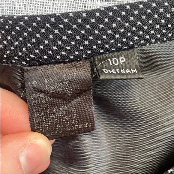 Y2k Knee-Length Pencil Skirt with Ruffled Flounce Hem. - Picture 5 of 12